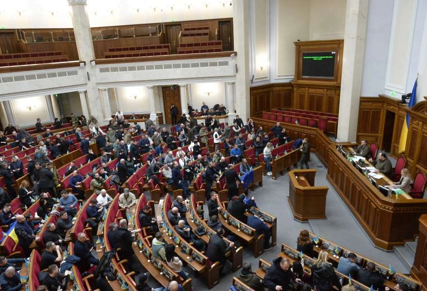 До Ради надійшли заяви про відставку трьох міністрів: що сказав Стефанчук