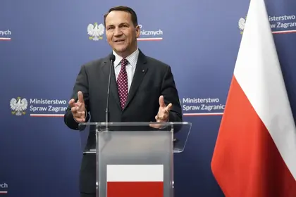 Polish FM Says Warsaw Will do Anything to not Become a Russian Colony Again