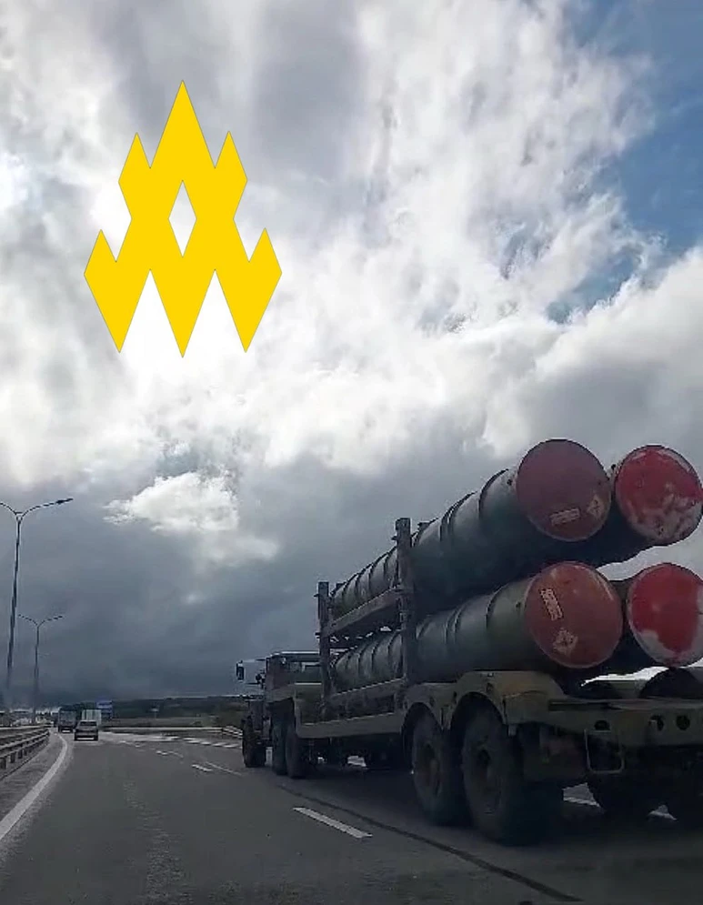 Russians Rush S-300 Missiles to Crimea, Bracing for Massive Assault on Military Targets, Say Guerrillas