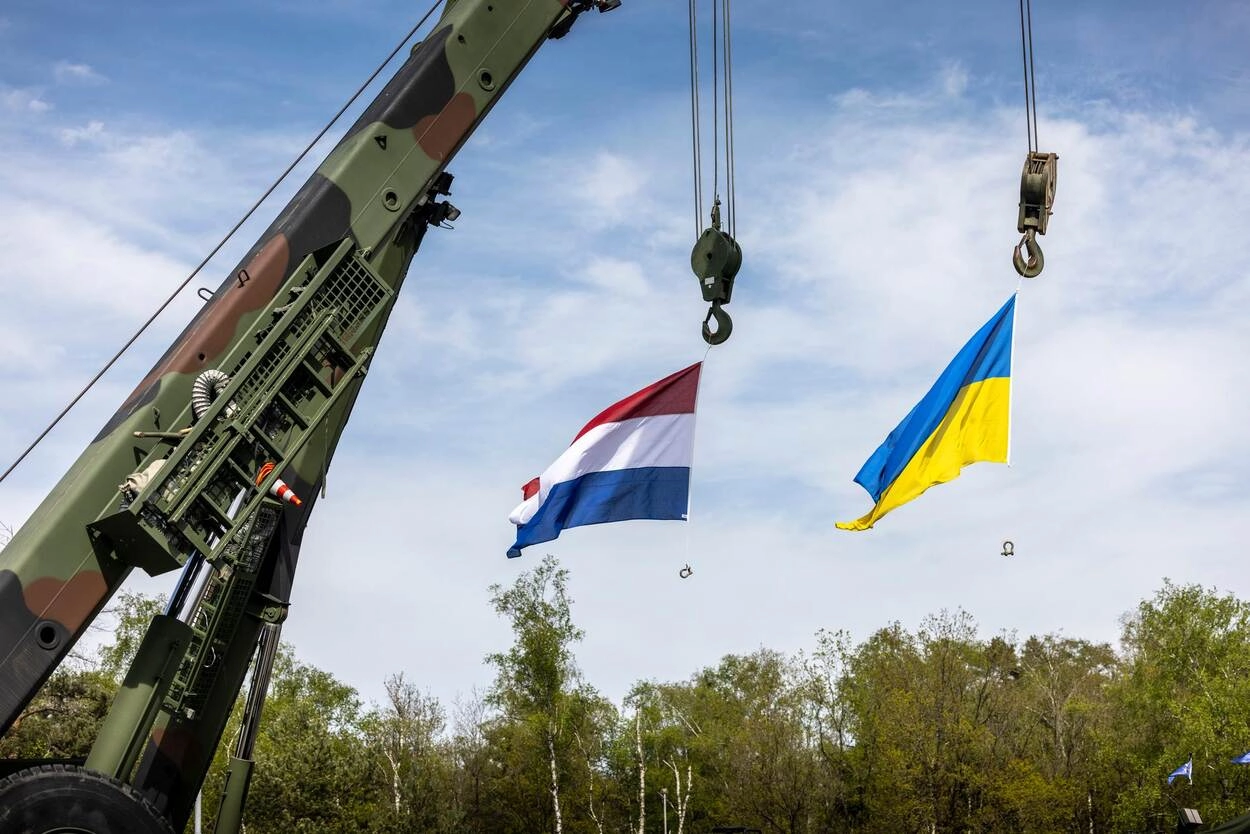 Нідерланди закуплять для України партію дронів