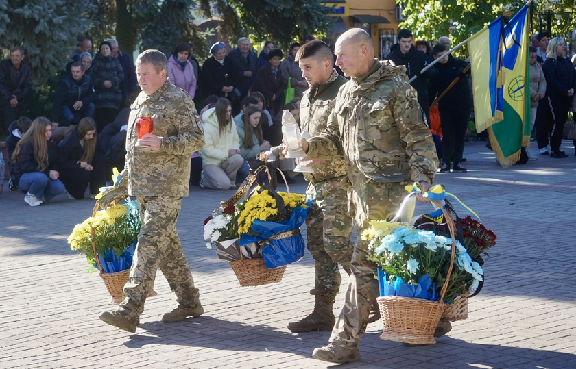 A Soldier’s Funeral and Its Social Undercurrents