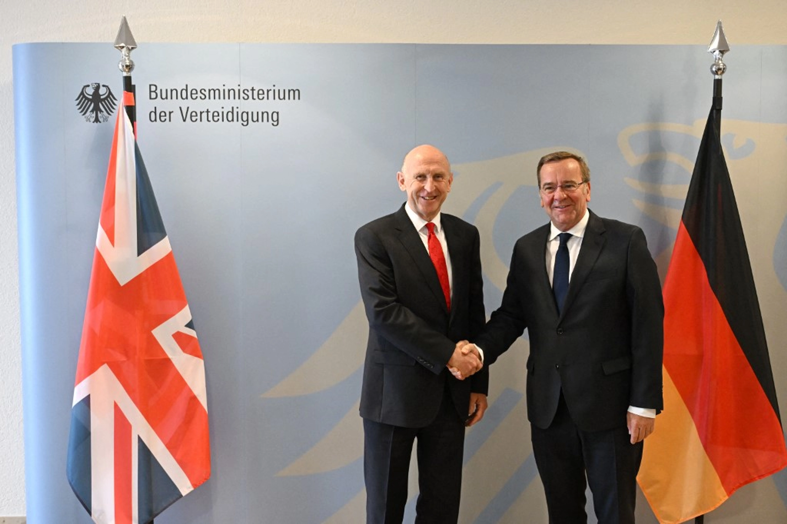 UK and Germany Seal ‘Milestone’ Defense Deal on Way to Bilateral Treaty