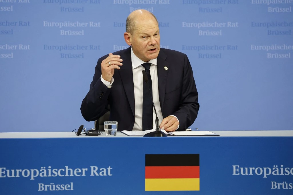 Germany's Scholz Says War-Torn Ukraine Cannot Join NATO Now