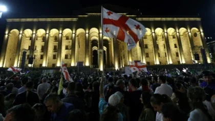 Опозиція Грузії збирає великий мітинг поблизу парламенту