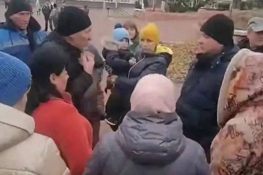 ‘We Don’t Care Where We Freeze’ – Refugees in Kursk Demand War Recognition in the Region