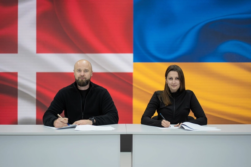 Україна і Данія уклали угоди на закупівлю зброї на €535 млн