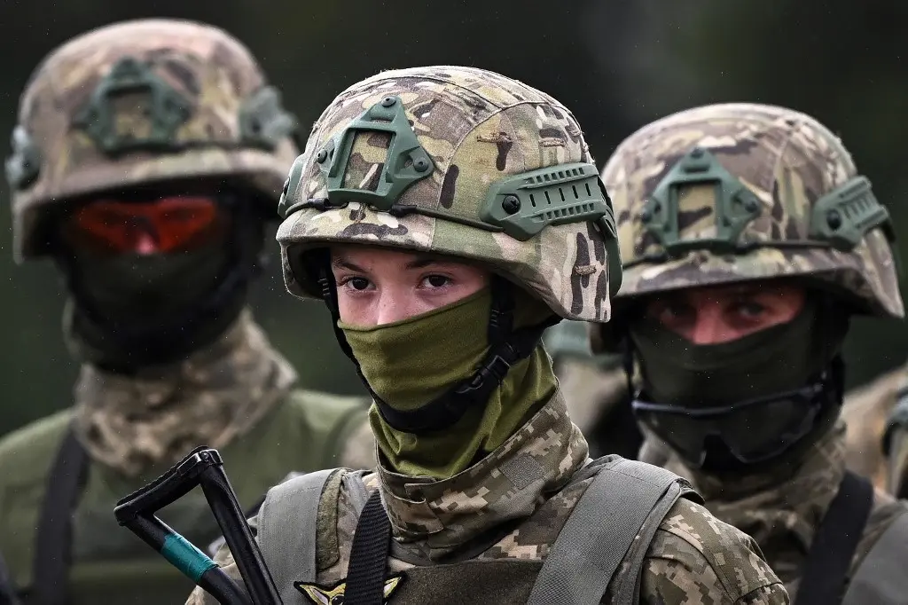 About 700 Ukrainians in Europe Apply to Join Legion: Kyiv