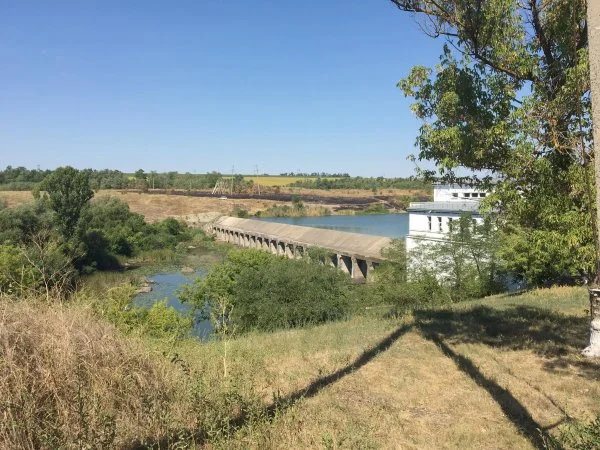 З Курахівського водосховища вже вилилося 20 млн кубометрів води