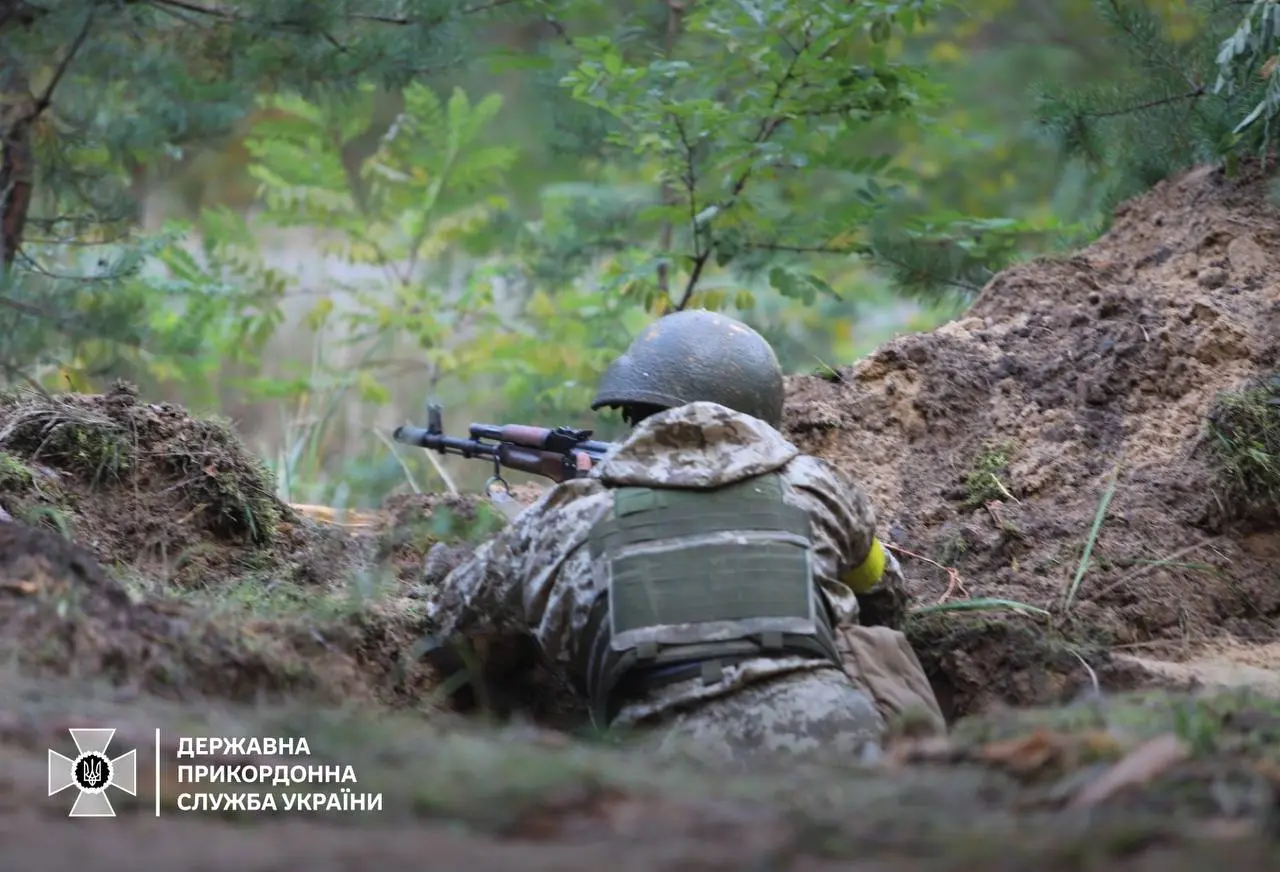 Прикордонники відбили штурм на Вовчанському напрямку