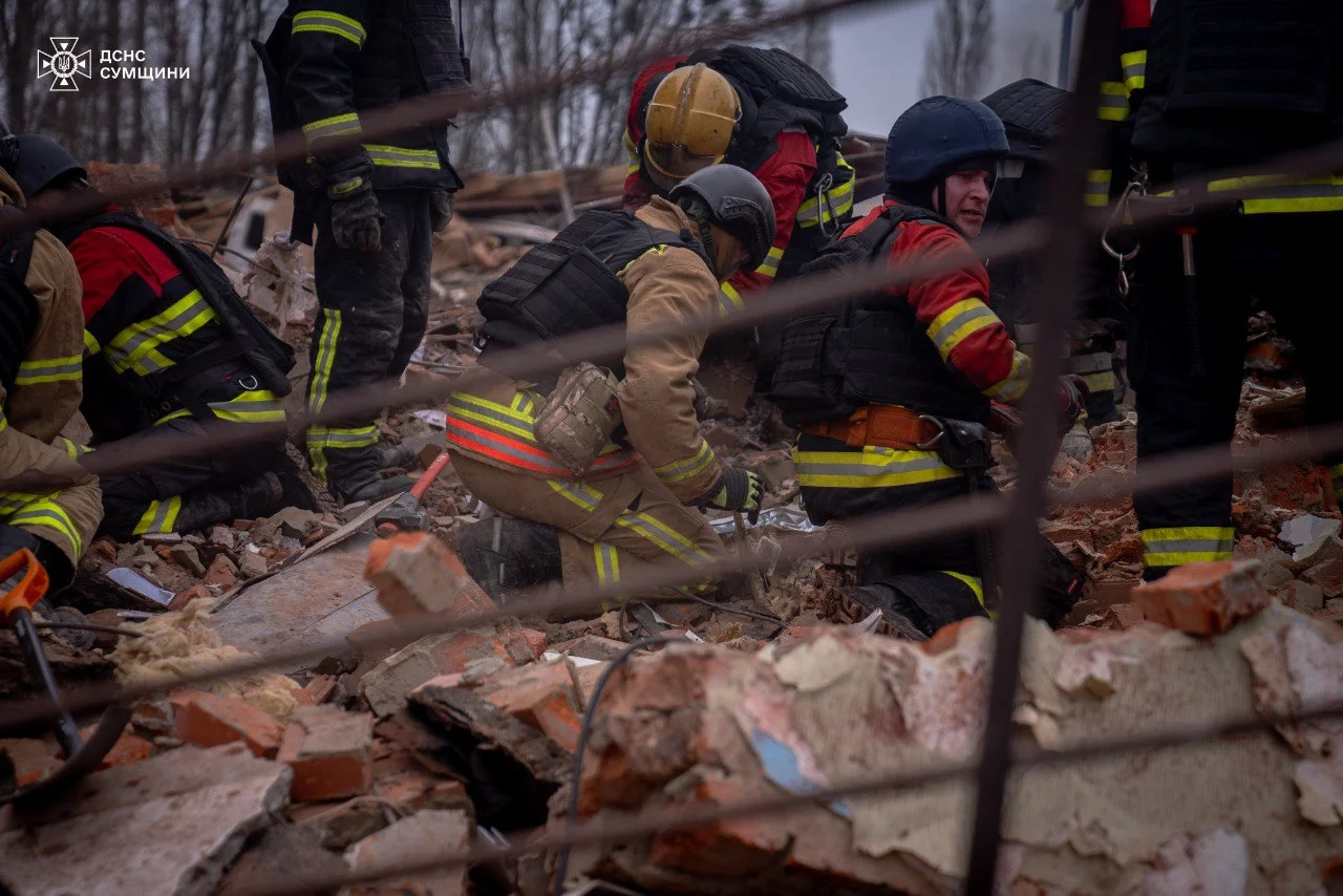 У Сумах внаслідок російської атаки загинули дві людини - Зеленський