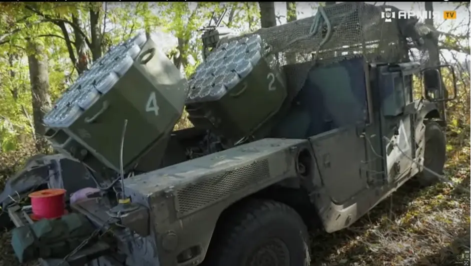 Україна використовує «Хаммери» для дистанційного встановлення протитанкових мін