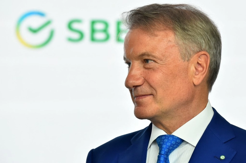 Russian Economy Shows Signs of Slowdown, Top Banker Warns