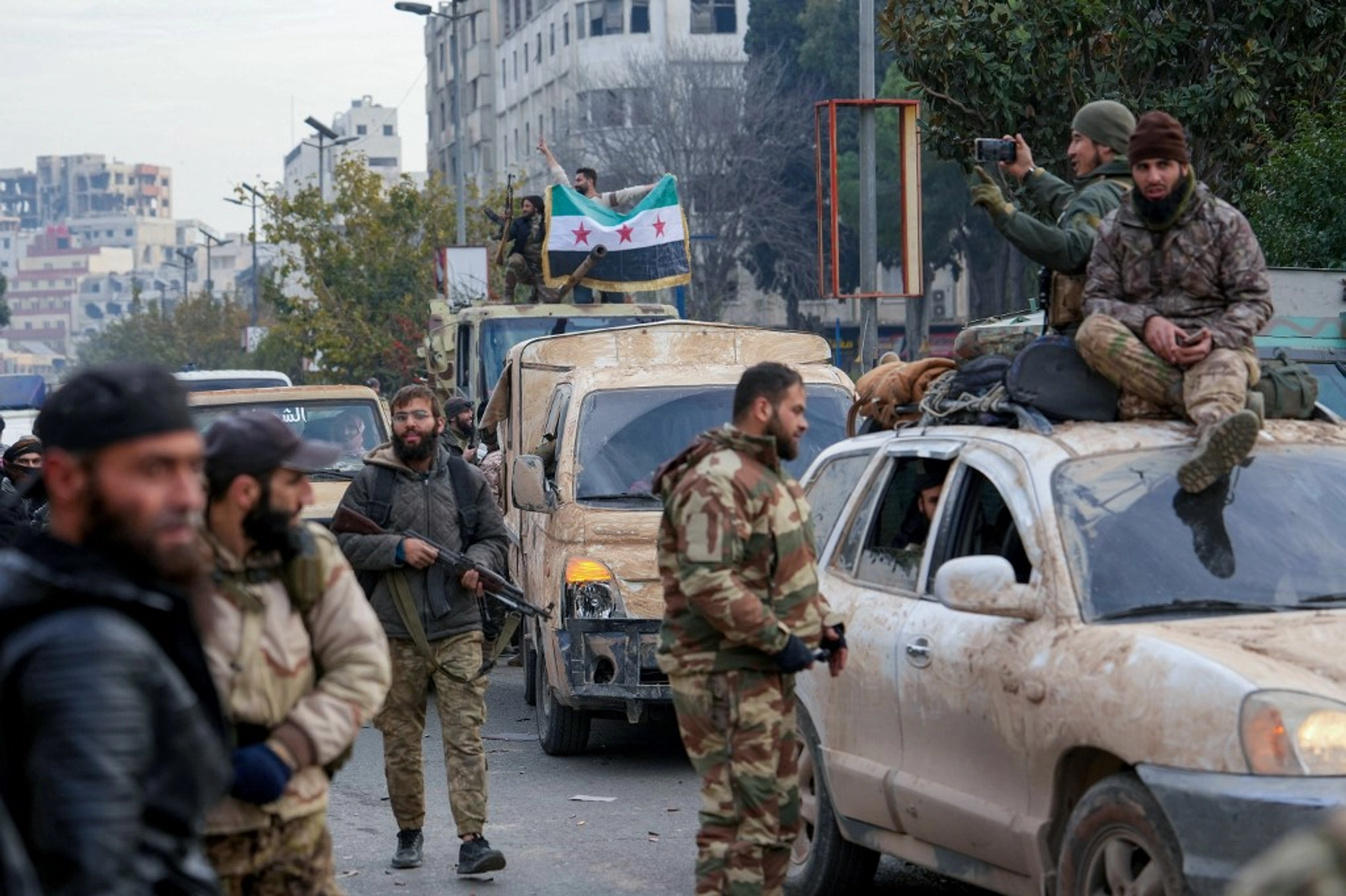 Will Insurgents Take Moscow’s Military Bases in Syria?