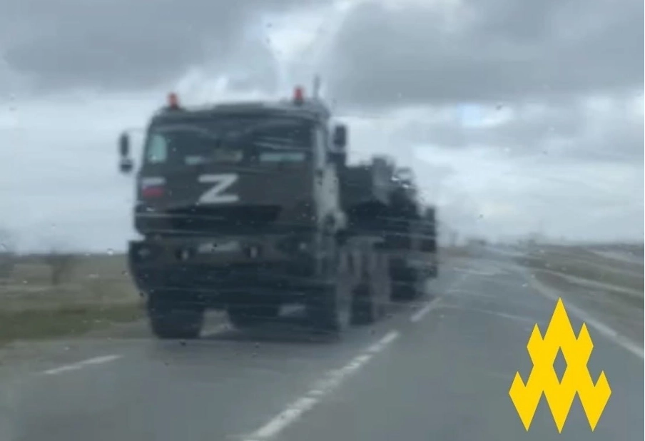 Russian Military Column Spotted Heading to Zaporizhzhia from Crimea - Partisans