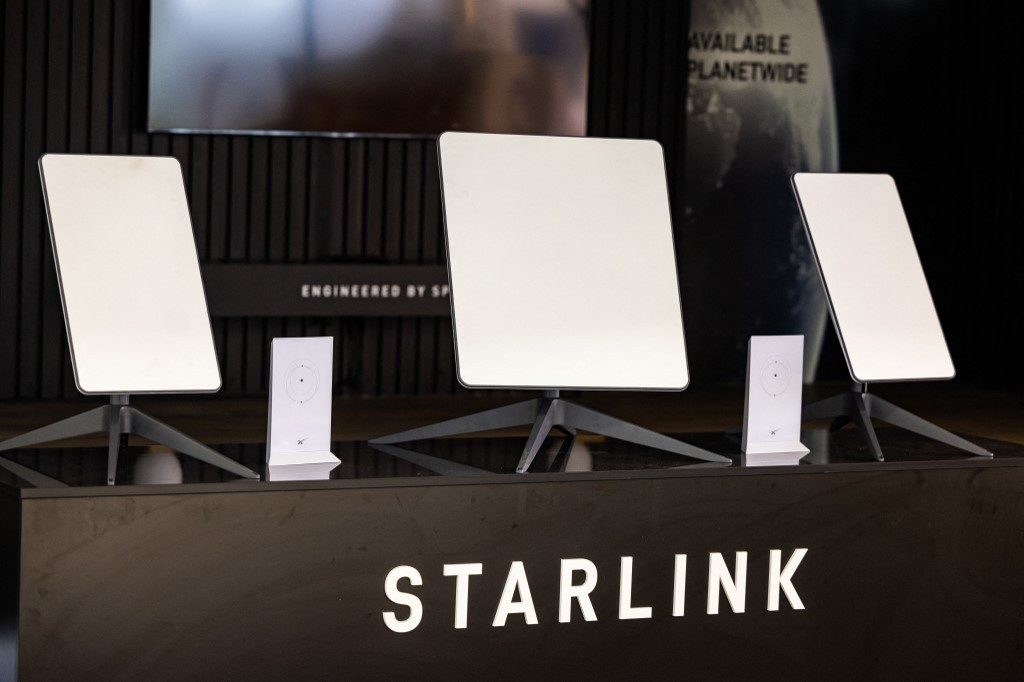 Starlink Deactivation Cripples Russian Coordination, Front-Line Calls Show