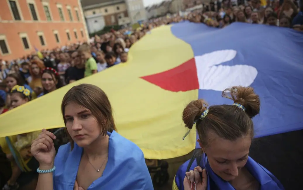 Поляки все більше виступають за мир навіть ціною територіальних втрат України