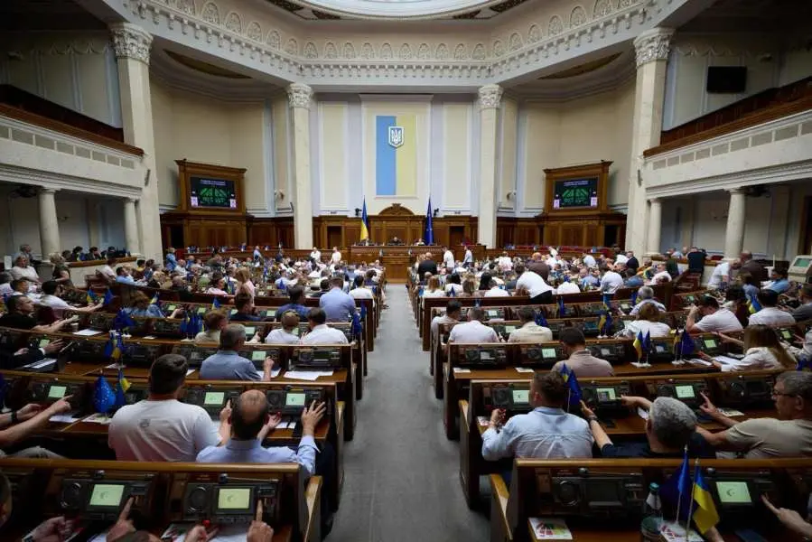 СКУ прокоментував перший крок до впровадження множинного громадянства в Україні