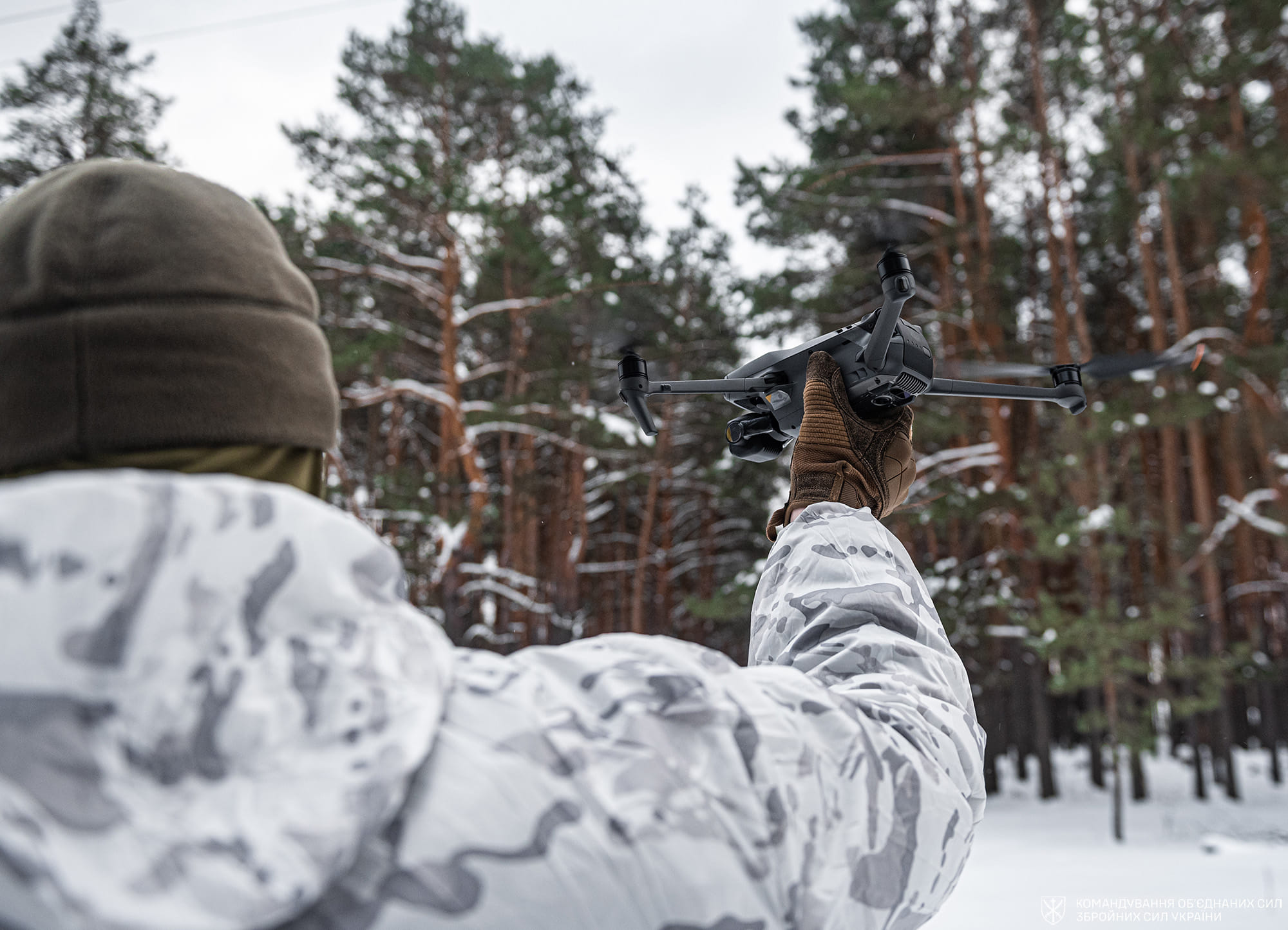 Ukraine Conducts Attack with Solely UGVs and FPV Drones, Destroying Russian Positions