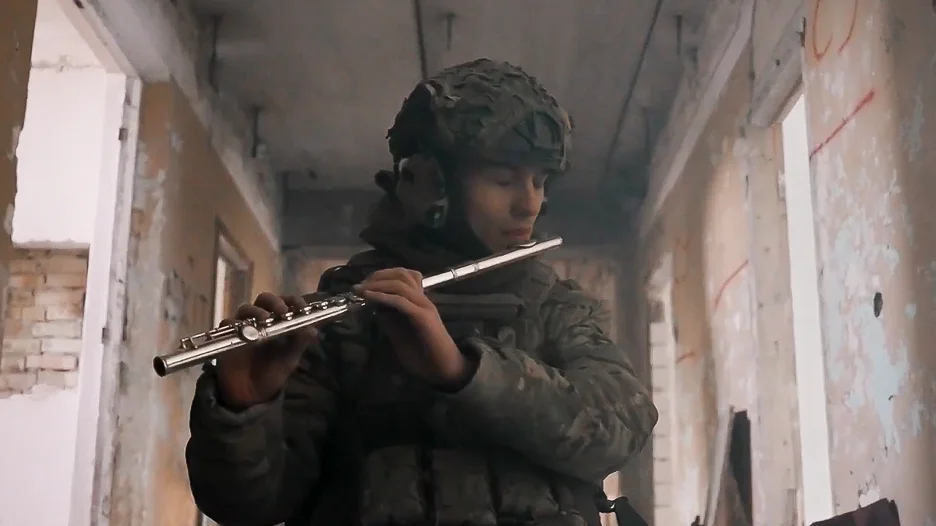 Special Ops Recruiters Provided a Unique Christmas Greeting to Ukraine