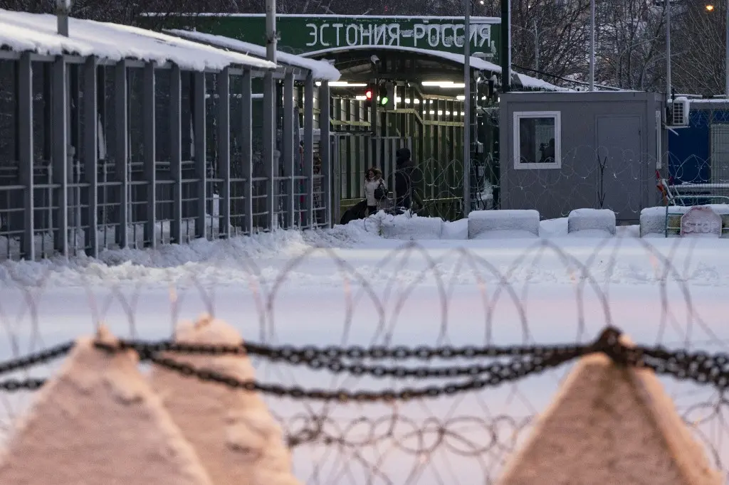 Russia’s Shadow Looms Over Estonian Border Town