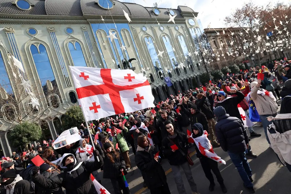 У Грузії відбувається акція протесту: є затримані