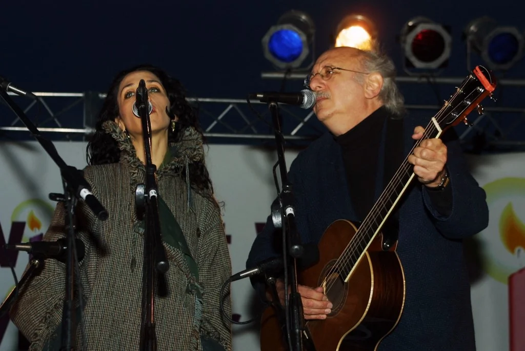 Where Have All the Flowers Gone in Ukraine? Remembering US Folk Great Peter Yarrow