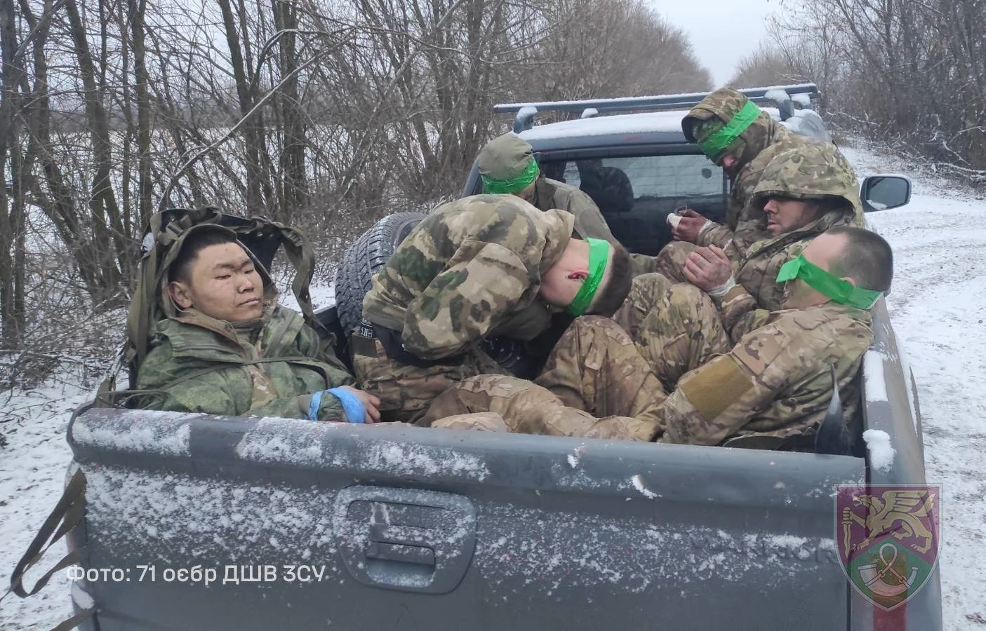 Десантники взяли в полон 6 окупантів