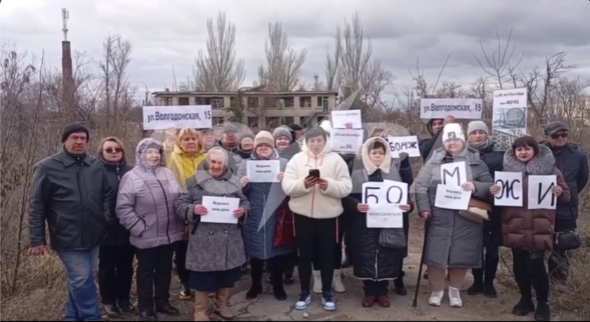 ‘We’re Homeless’ – Mariupol Residents Appeal to Putin Amid Broken Promises