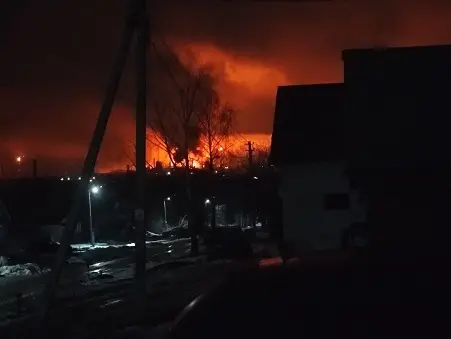 Lukoil Refinery Set Ablaze by Ukraine’s 100-Plus Drone Barrage