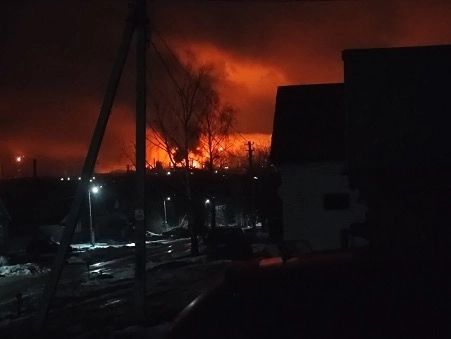 Lukoil Refinery Set Ablaze by Ukraine’s 100-Plus Drone Barrage