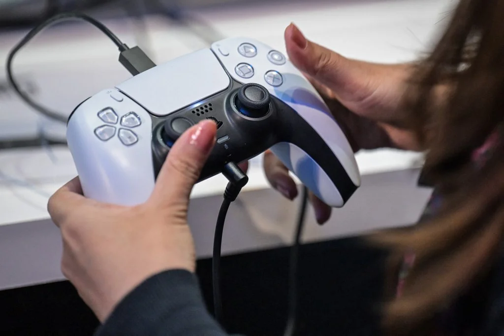 EU May Considers Ban on Gaming Console Sales to Russia