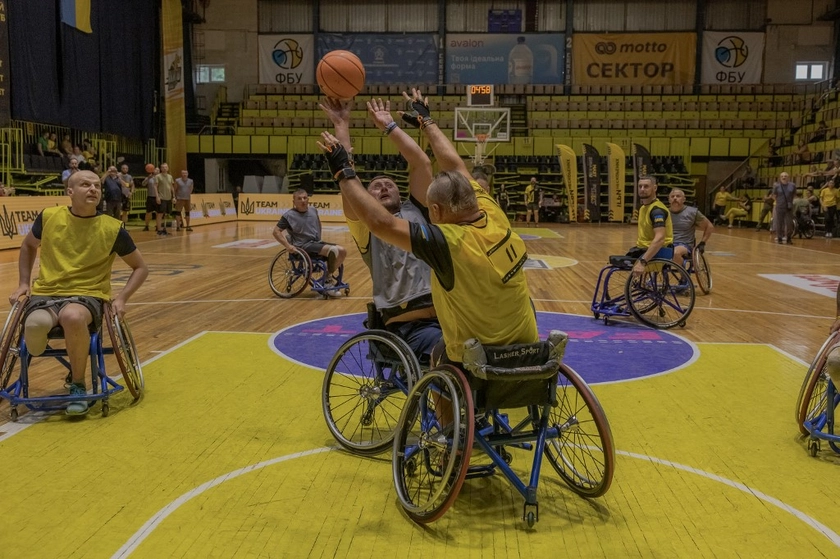 Ukraine Kicks Off Invictus Games With a Win and a Standing Ovation