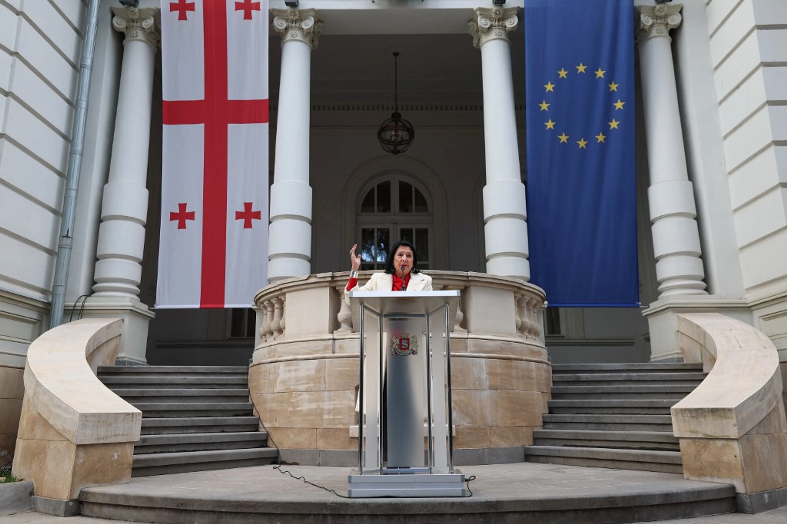 Європарламент визнає Зурабішвілі легітимною президенткою Грузії