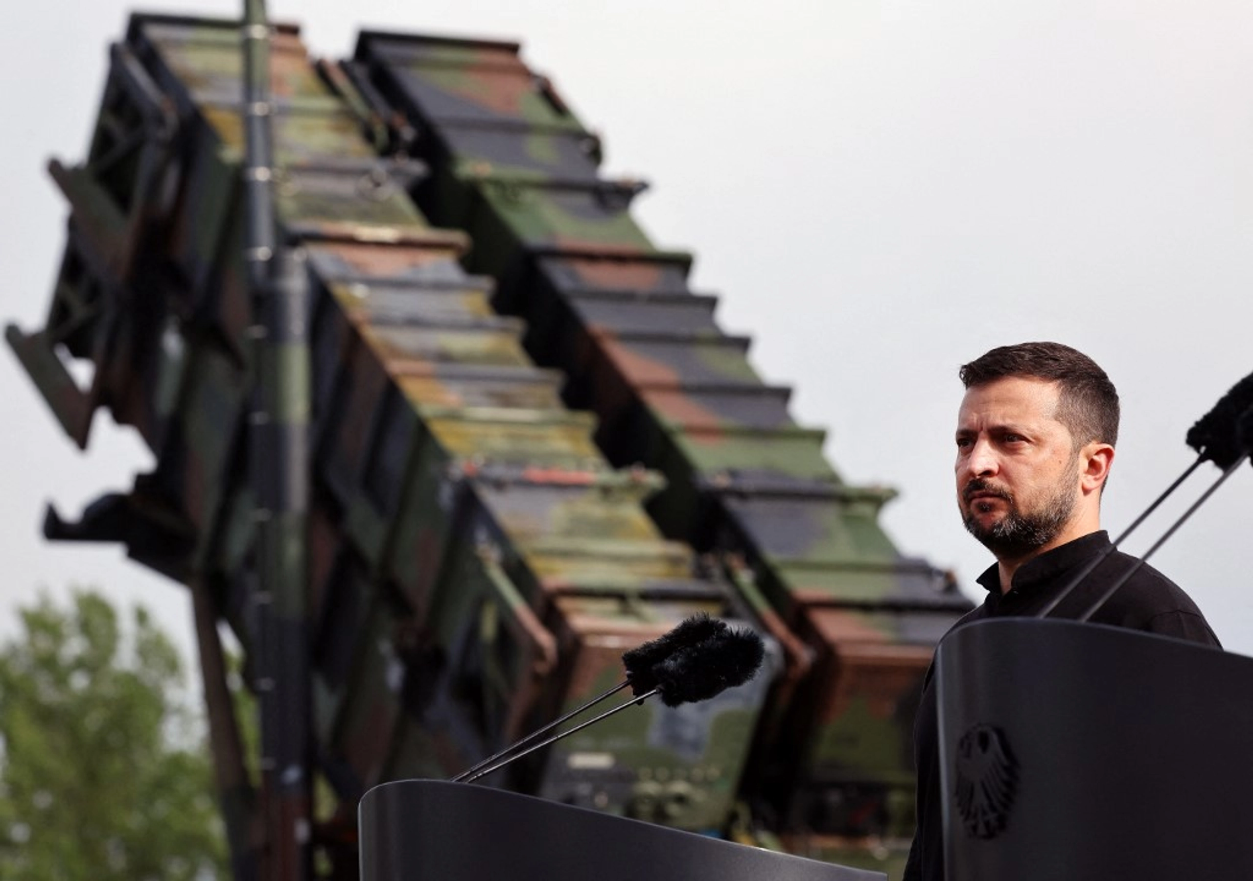 ‘I Have Not Felt Any Pressure,’ Zelensky Says – Trump Offers Help on Patriot Missiles, Solution to Nuclear-Plant Dilemma