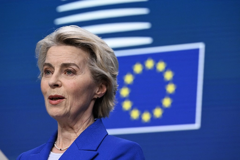 EU Announces Plans to Cut All Russian Gas Imports by 2027