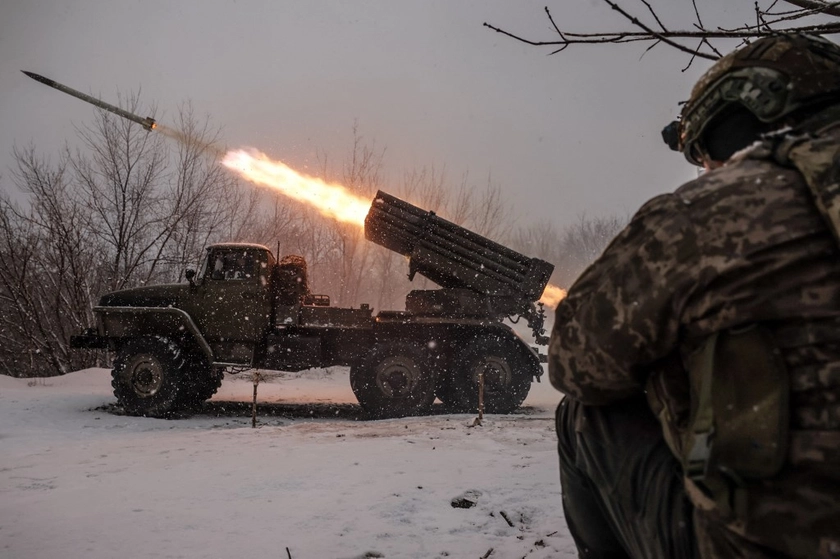 Fighting Across Ukraine War Front Fierce but Static