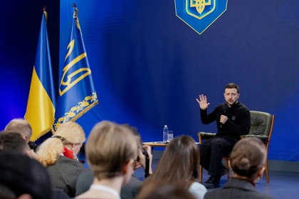 Zelensky Not ‘Offended’ by Trump Dictator Comments, Wants to Meet Before Potential Trump-Putin Summit