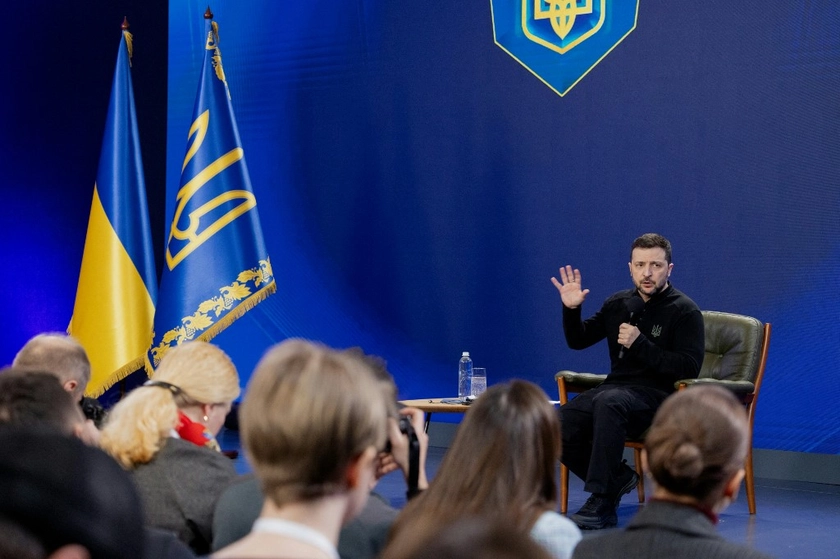 Zelensky Says Not ‘Offended’ by Trump’s Dictator Comments, Wants Meeting Before Potential Trump-Putin Summit