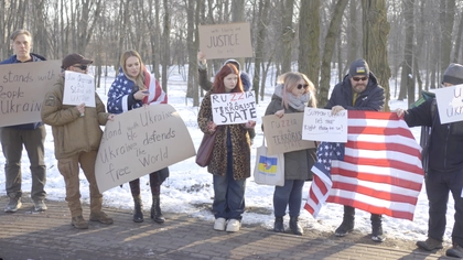 ‘Where are you, Sen. Lindsey Graham?’ – Americans in Kyiv Protest Trump’s Tilt Toward Russia