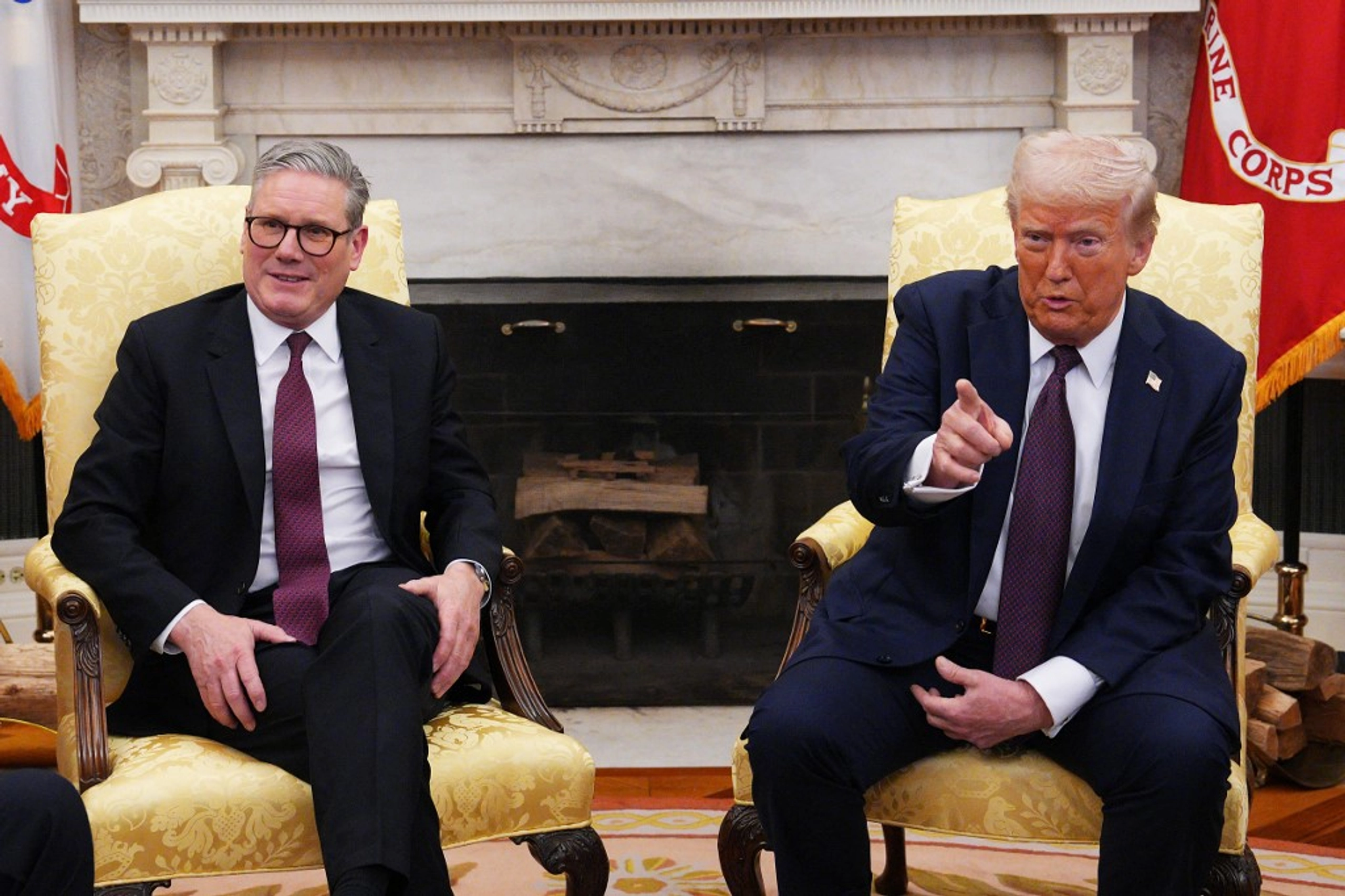 Troops First or Deal First? Trump Plays Catch-22 With Starmer on Ukraine