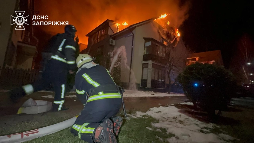 Російські військові атакували Запоріжжя: постраждала жінка