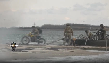 [WATCH] Russia Experiments With Motorcycle Amphibious Landing