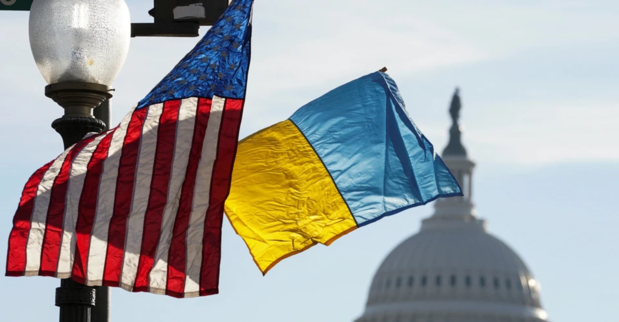 Розвідка США підтвердила скасування паузи в обміні розвідданими з Україною