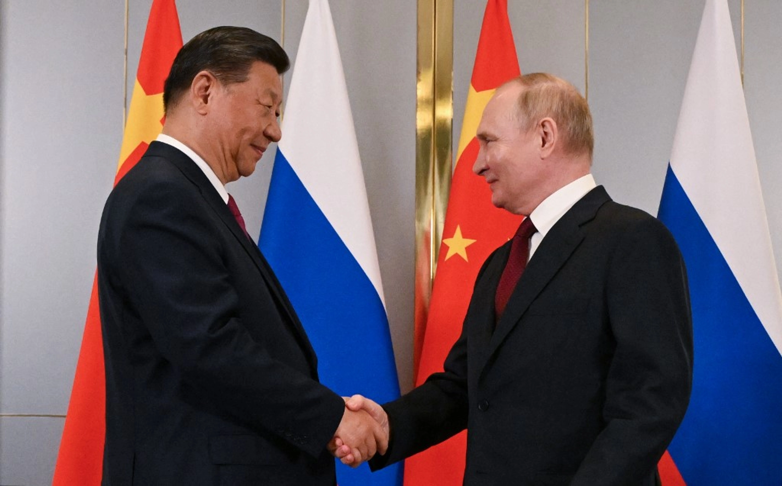 Is the US Trying to Save Russia From China?