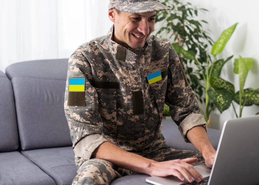 Українцям за кордоном спростять військовий облік: що зміниться?