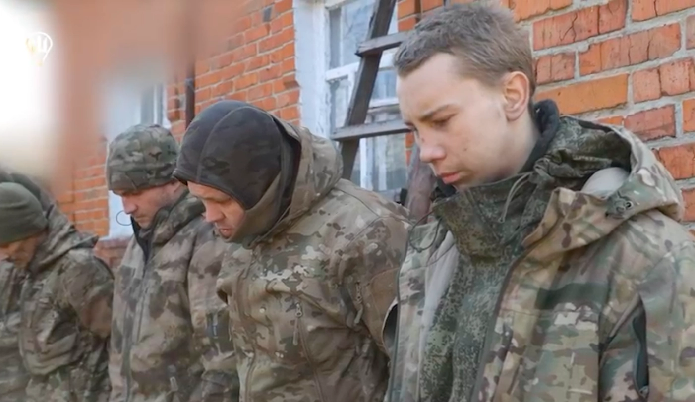Десантники взяли в полон 5 росіян на Курщині