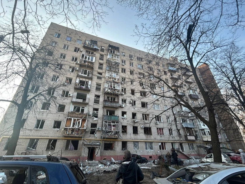 Атака на Дніпро: загинули 4 людини, понад 20 - поранені