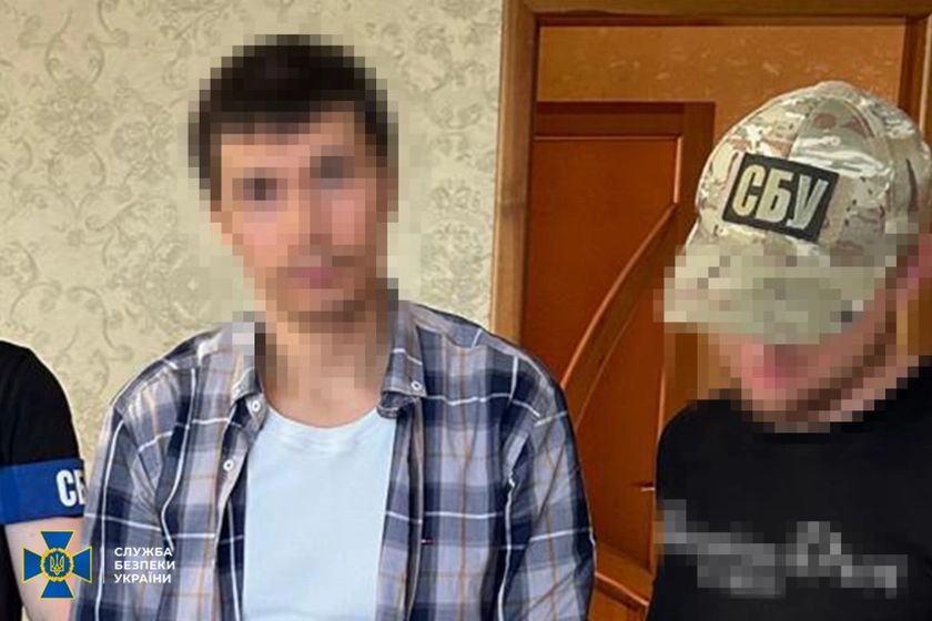 SBU Nabs Russian Spies Coordinating Strikes on Kyiv