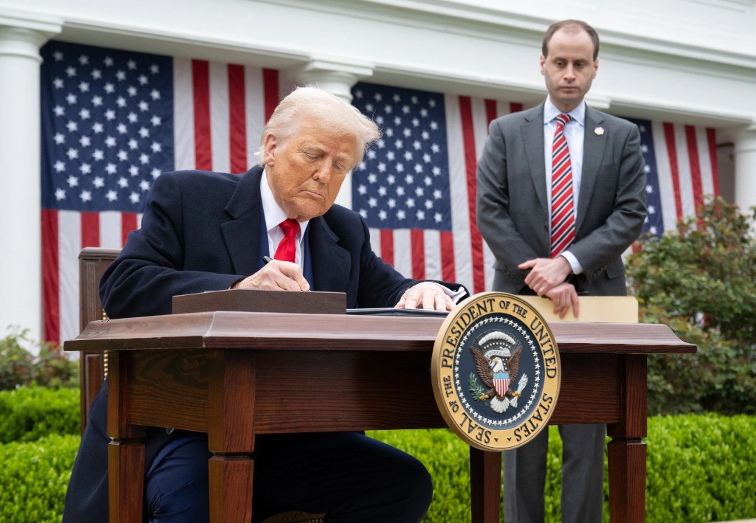 Трамп оголосив надзвичайний стан в економіці США