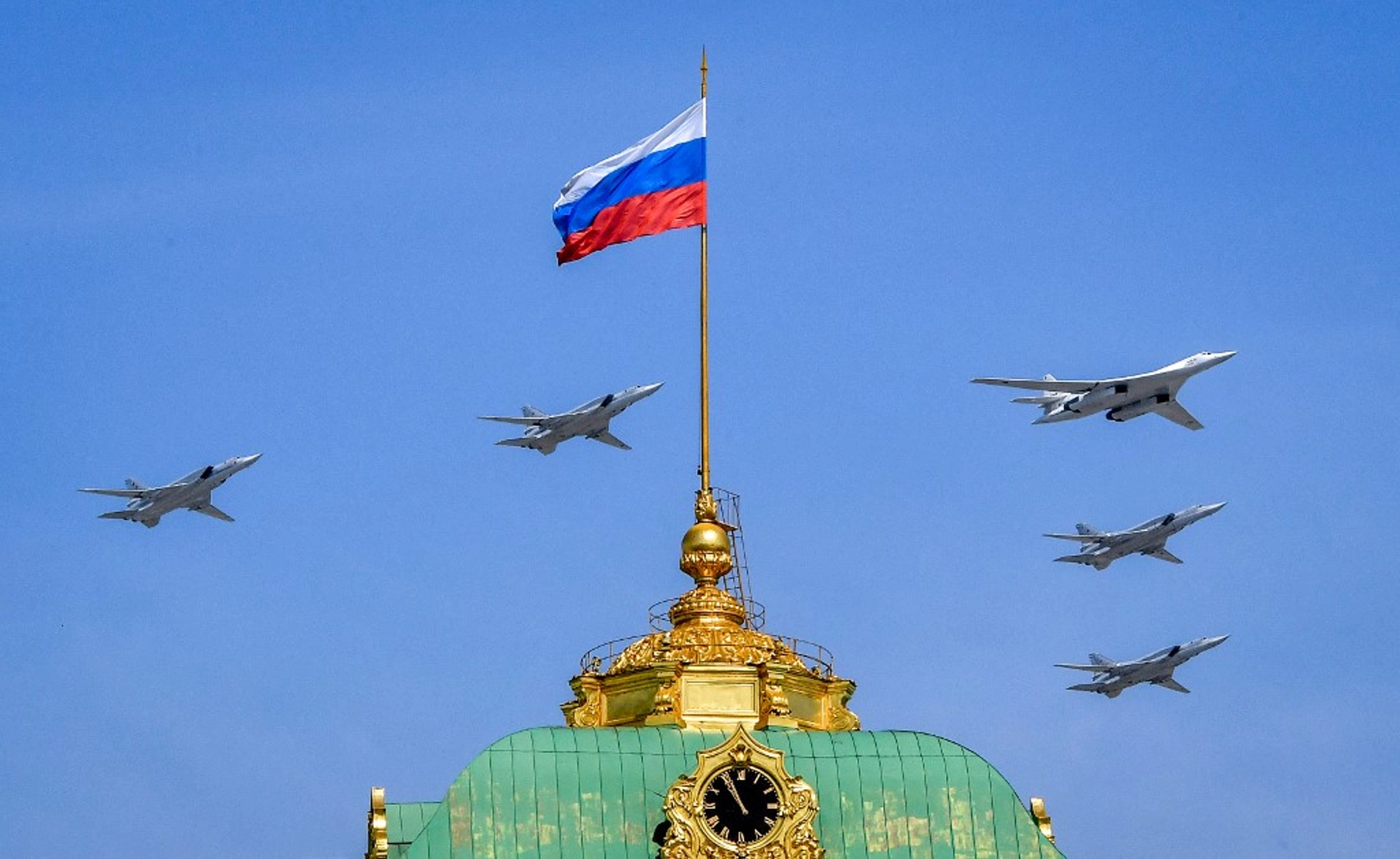 Tu-22M3 Bomber Goes Down in Russia - Pilot Killed, Power Cut to Hundreds